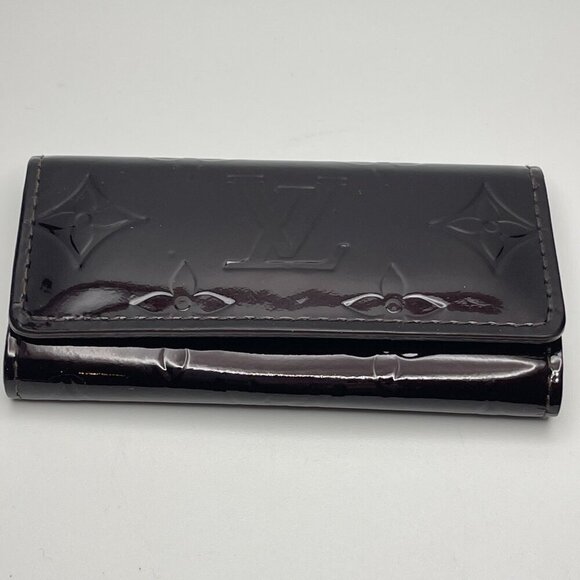 Louis Vuitton Monogram Vernis Patent Leather 4-Key Case - Amarante - Preowned - Picture 3 of 13